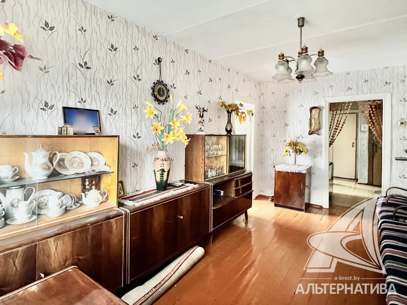  50.9кв.м., комнат 3, Кобринский р-н