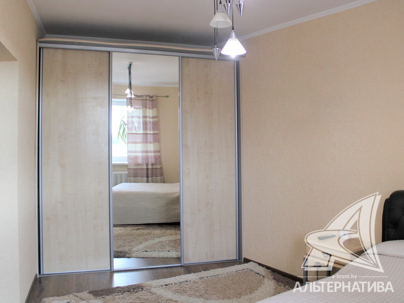  89.6кв.м., комнат 3, г. Брест (ЮЖНЫЙ)