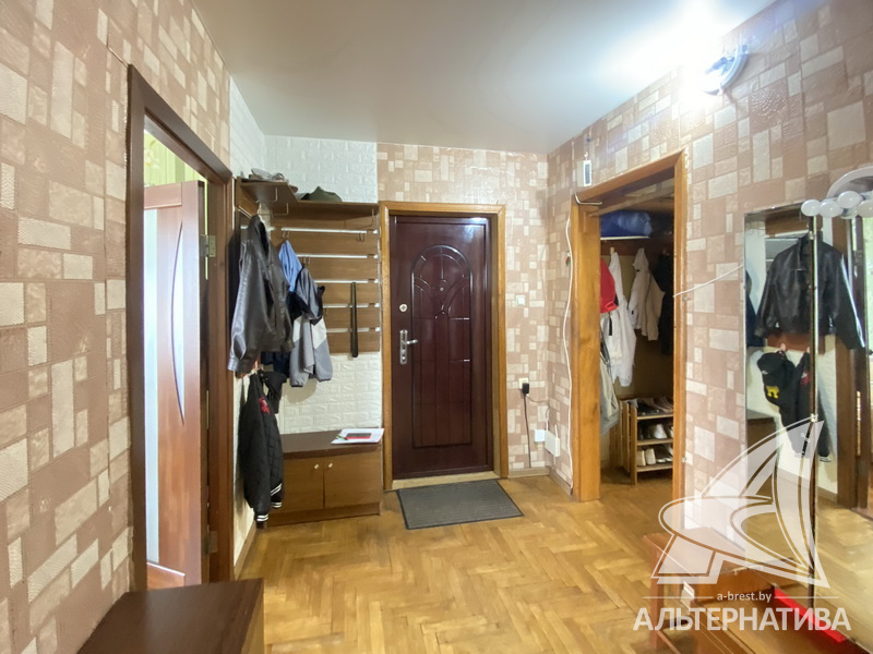  68.8кв.м., комнат 3, Каменецкий р-н