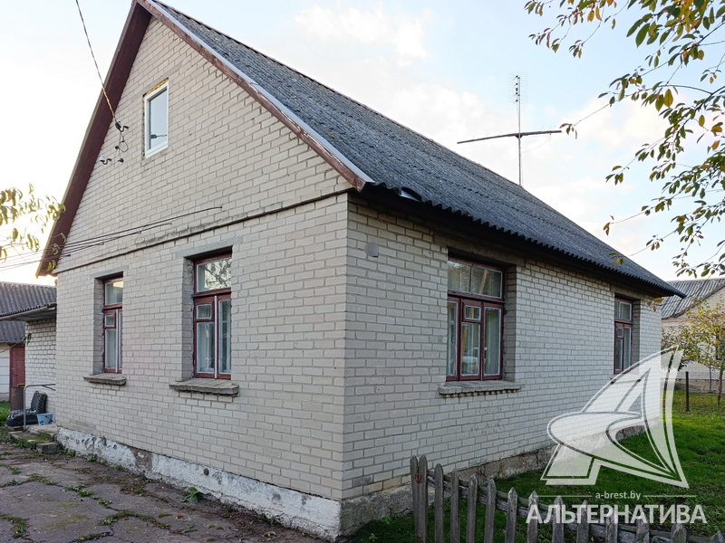 81.7кв.м. (участок 5.85 сот.), Кобринский р-н