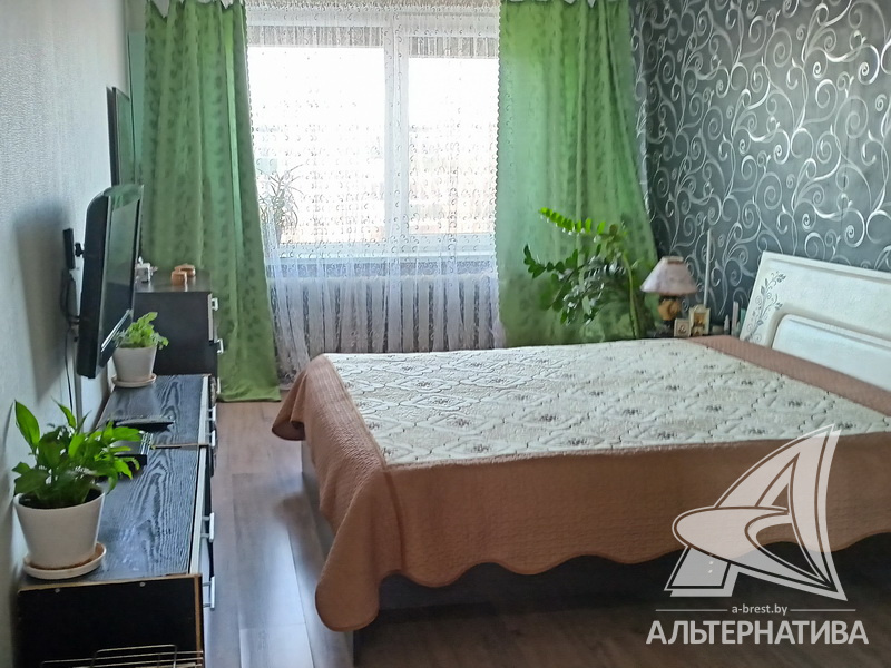  63.2кв.м., комнат 3, Кобринский р-н