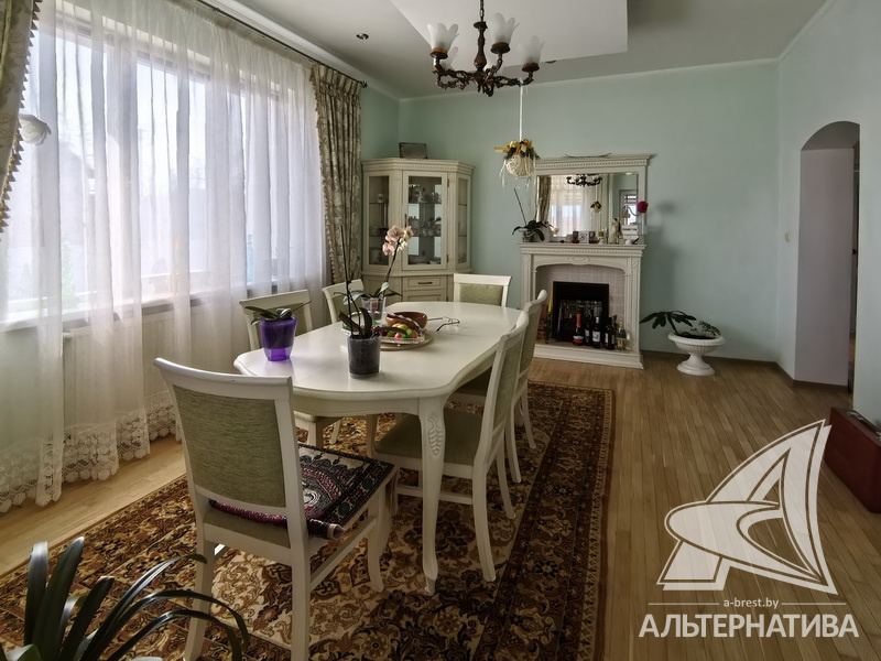  181.2кв.м. (участок 9.86 сот.), Брестский р-н