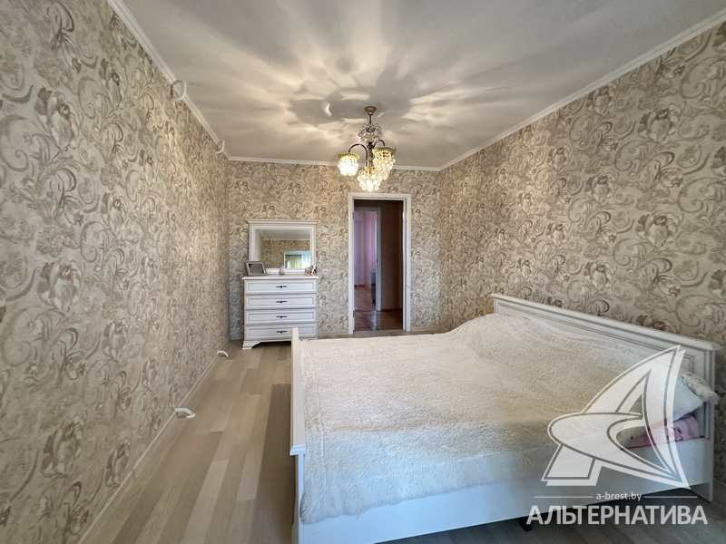  81.2кв.м., комнат 4, г. Брест (ВОСТОК)