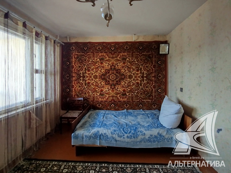  69.2кв.м., комнат 3, Кобринский р-н