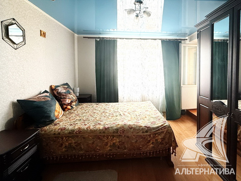  85.5кв.м., комнат 3, г. Брест (БЕРЕЗОВКА)