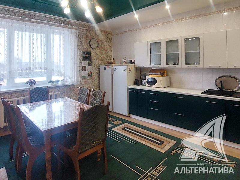  353.9кв.м. (участок 18.7 сот.), Брестский р-н