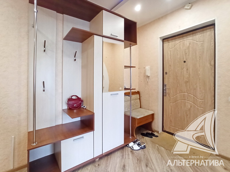  53.8кв.м., комнат 2, г. Брест (ДУБРОВКА)