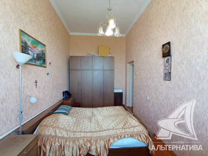  98.6кв.м., комнат 3, г. Брест (ДУБРОВКА)