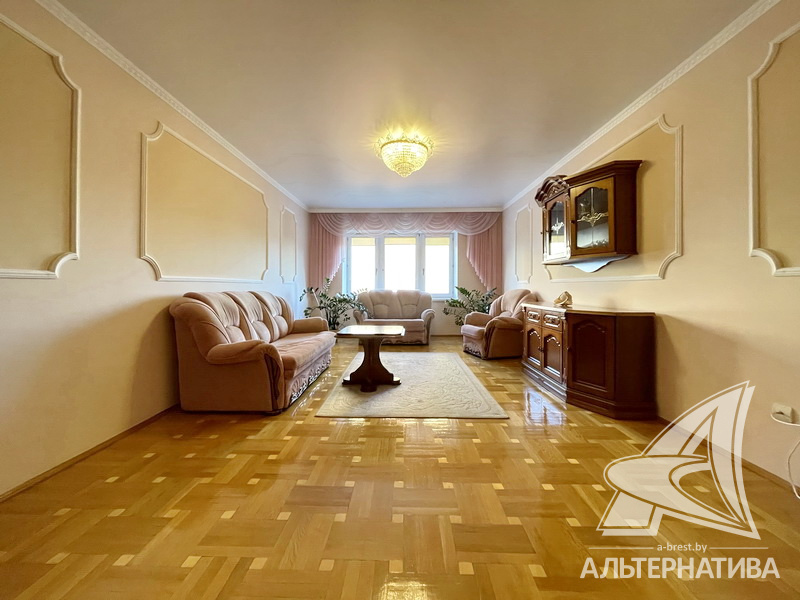  96.2кв.м., комнат 3, г. Брест (ЦЕНТР)