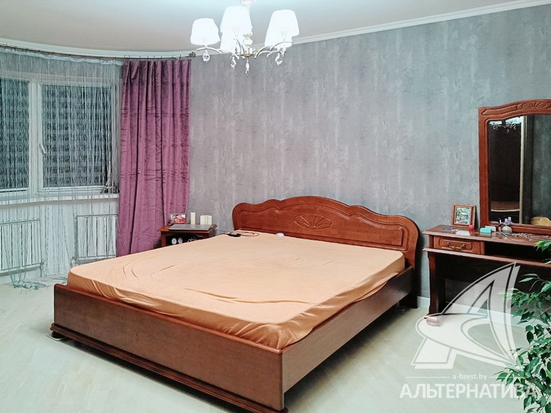  82.2кв.м., комнат 3, г. Брест (КОВАЛЕВО)