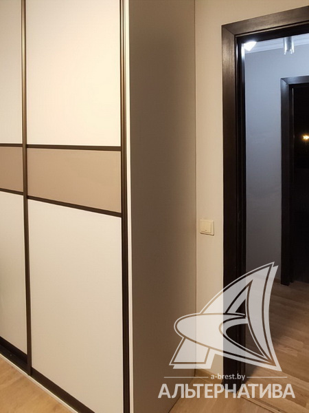  81кв.м., комнат 4, г. Брест (ДУБРОВКА)