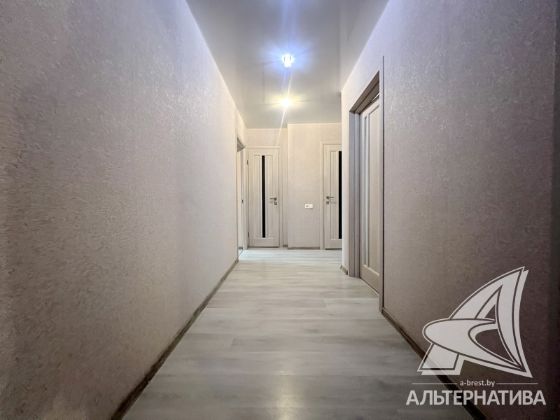  65.9кв.м., комнат 3, г. Брест (ЦЕНТР)