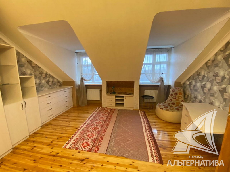  79.2кв.м., комнат 3, г. Брест (ЦЕНТР)