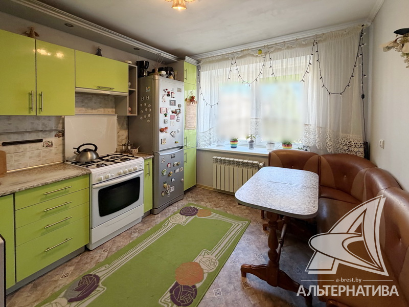  65кв.м., комнат 3, г. Брест (ГОБК)