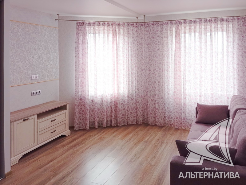  57.4кв.м., комнат 2, г. Брест (ЦЕНТР)