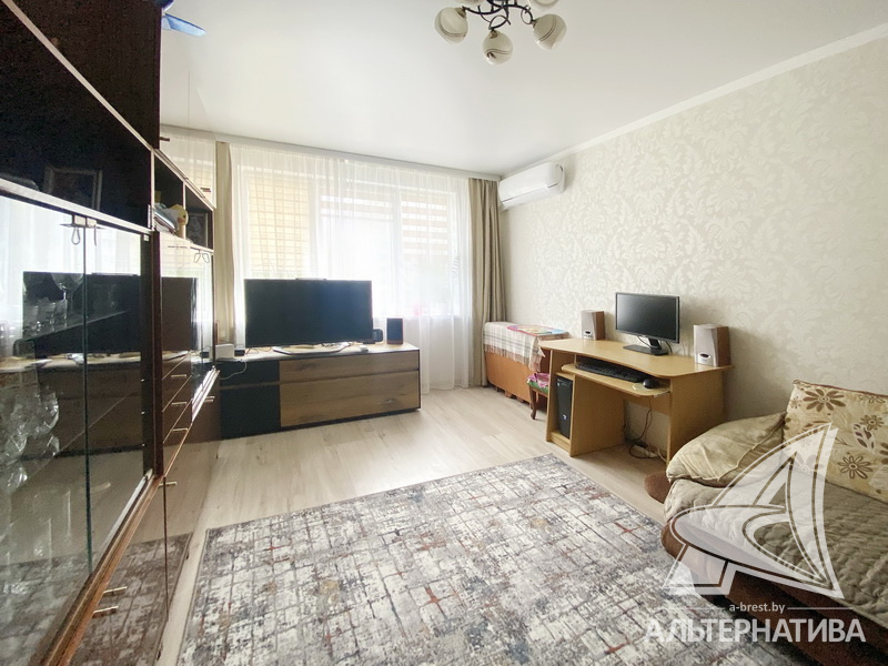  81.4кв.м., комнат , г. Брест (ДУБРОВКА)