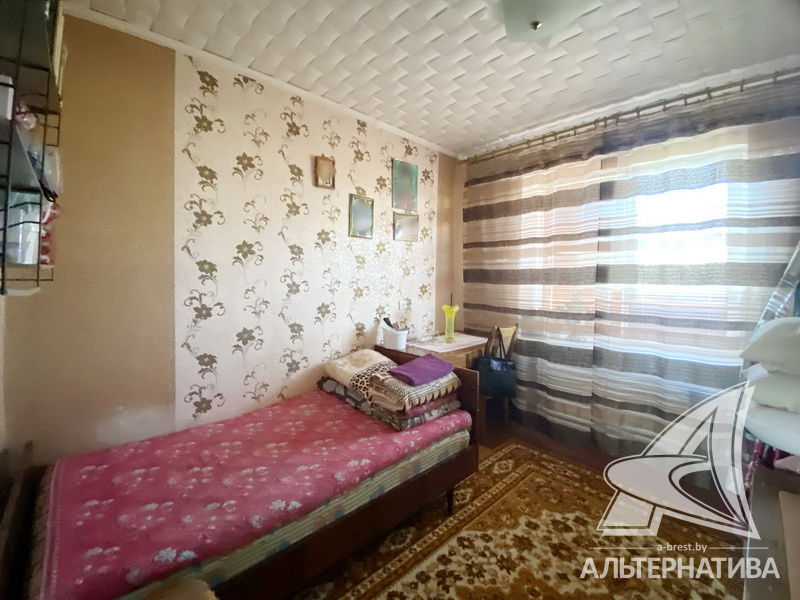  72.6кв.м., комнат 3, Кобринский р-н