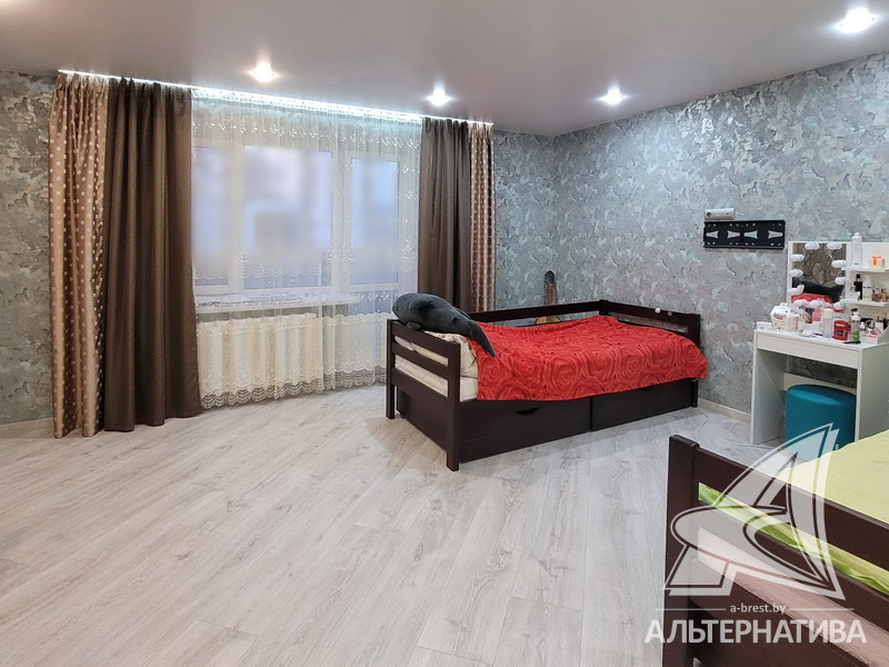  71.5кв.м., комнат 3, г. Брест (ДУБРОВКА)
