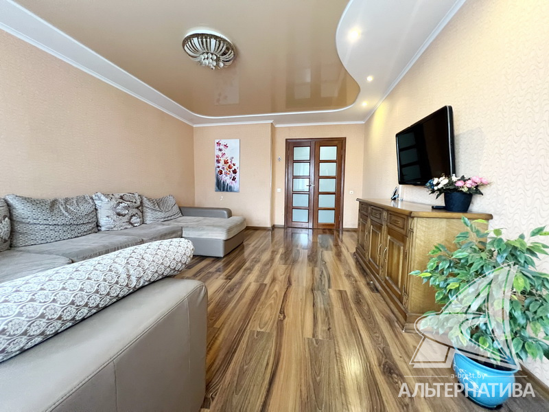  72.9кв.м., комнат 3, г. Брест (ЦЕНТР)