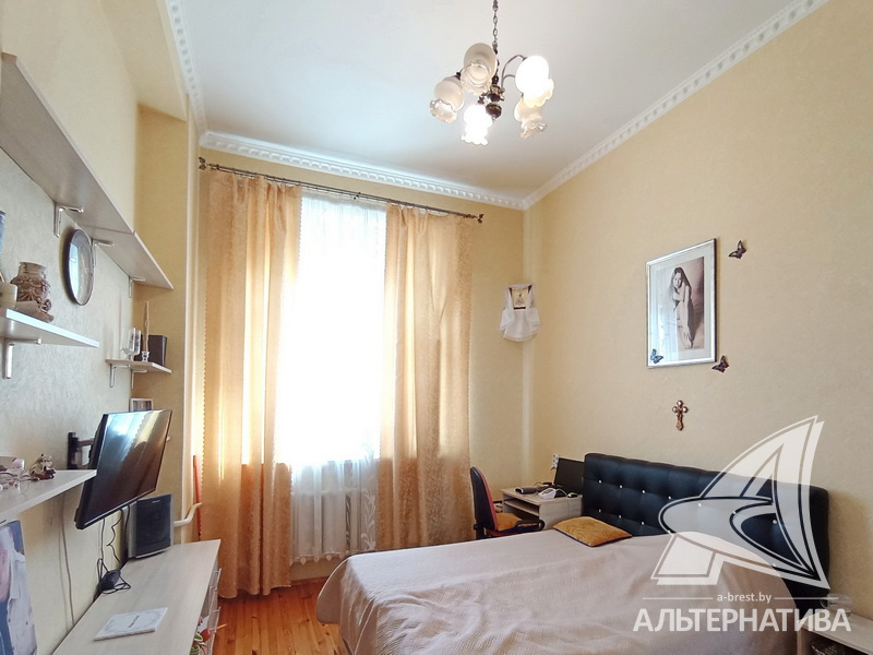  98.6кв.м., комнат 3, г. Брест (ДУБРОВКА)