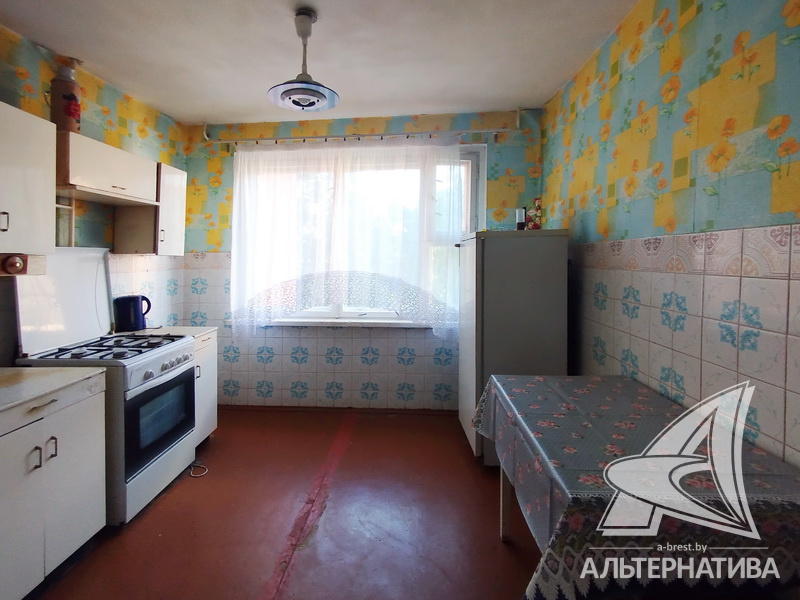  69.2кв.м., комнат 3, Кобринский р-н
