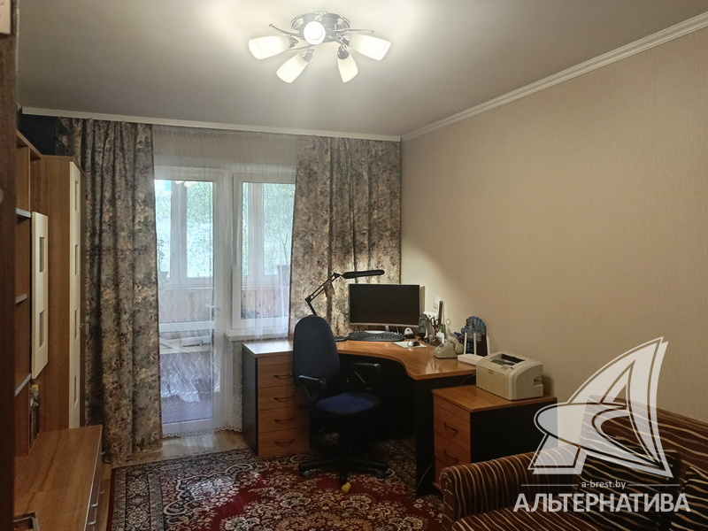  81кв.м., комнат 4, г. Брест (ВУЛЬКА)