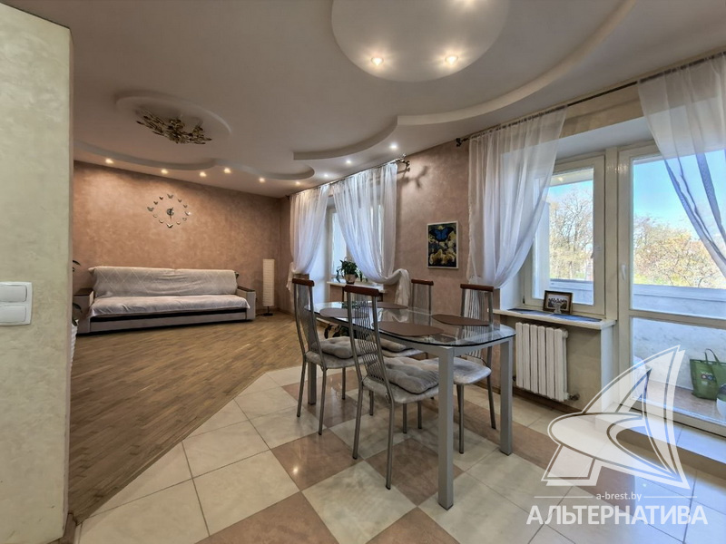  75.7кв.м., комнат 3, г. Брест (ЮЖНЫЙ)