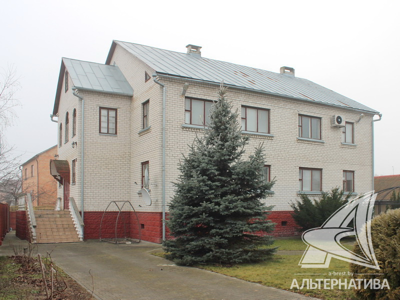 Дачный дом жилого типа 614.6кв.м. (участок 15.32 сот.), г. Брест (ВЕРЕСКОВЫЕ) (1998)