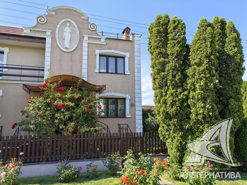  286.7кв.м. (участок 10.96 сот.), Кобринский р-н