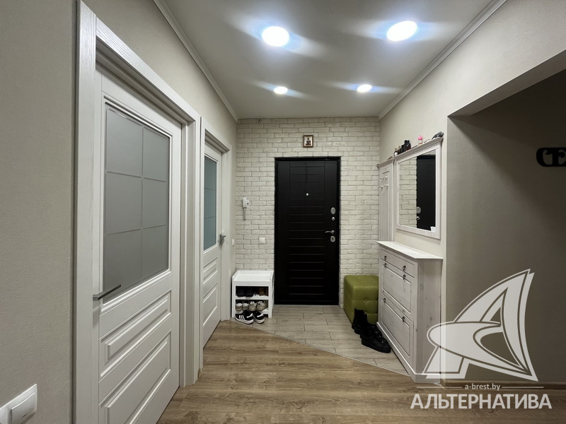  63.4кв.м., комнат 2, г. Брест (ВУЛЬКА)