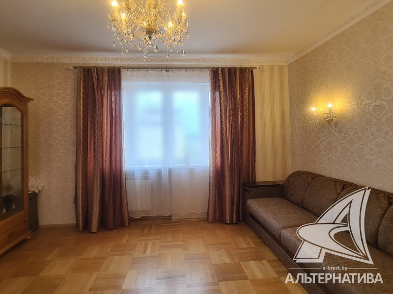  79.9кв.м., комнат 4, г. Брест (ЦЕНТР)
