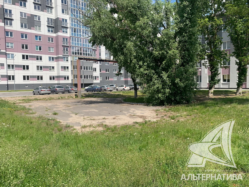  172.6м.кв. (участок 9.06сот.), Центральная