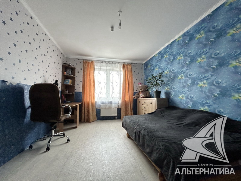  80.6кв.м., комнат 3, г. Брест (Лт. РЯБЦЕВА)