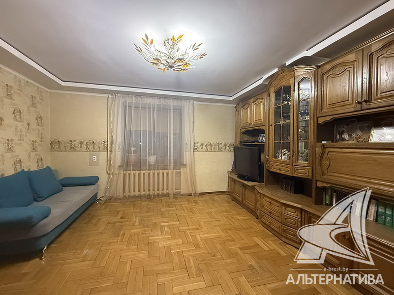  63кв.м., комнат 3, г. Брест (ЦЕНТР)