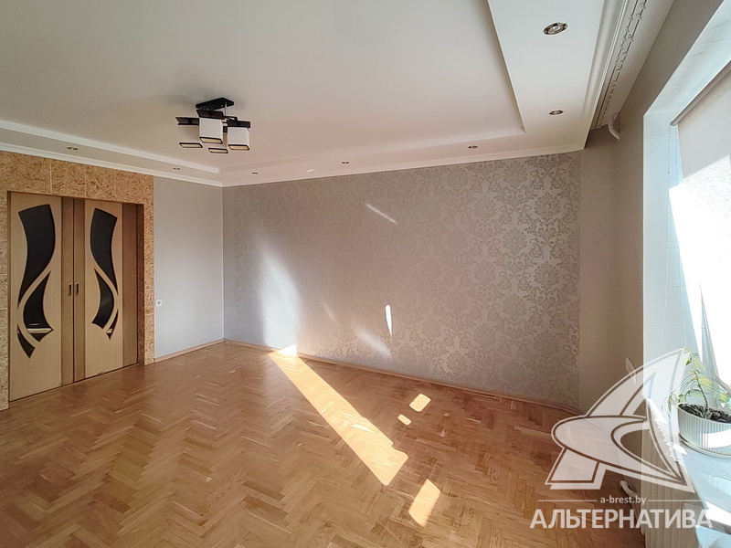 68.2кв.м., комнат 3, г. Брест (КОВАЛЕВО)
