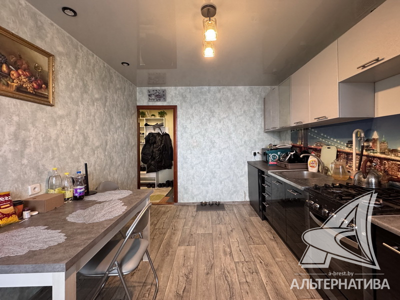  66.4кв.м., комнат 3, г. Брест (КИЕВКА)