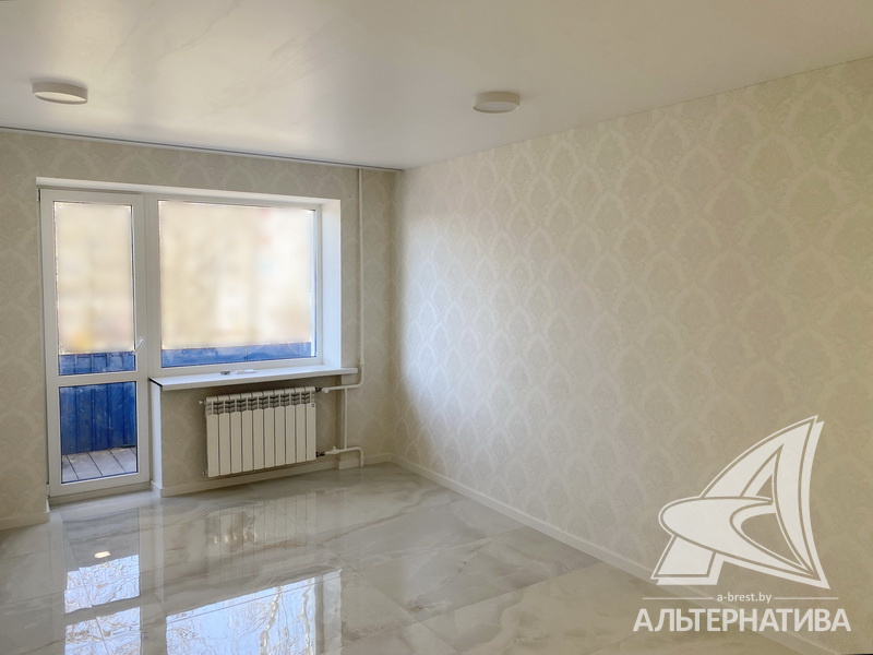  55.9кв.м., комнат 3, Кобринский р-н