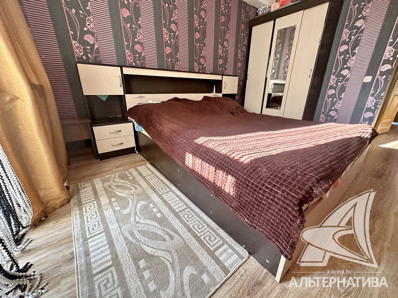  76.7кв.м., комнат 3, г. Брест (РЕЧИЦА)